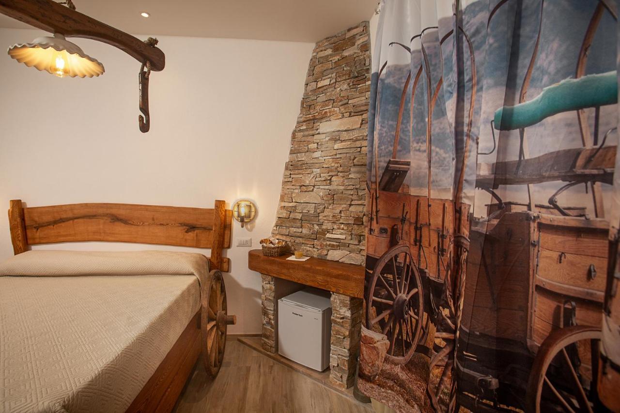 Hotel Vincent House Santa Teresa Gallura Exterior foto